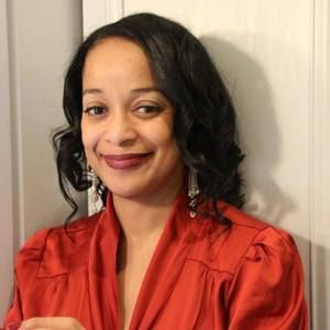 Meet your Posher, Hafida